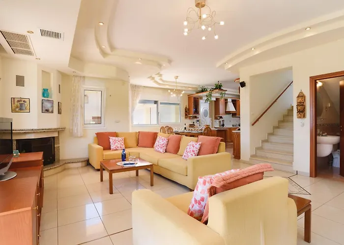 Helios Rodos By فيلة